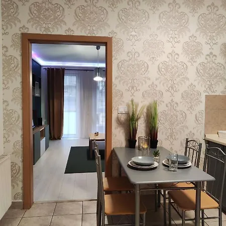 Dolce Diamond Apartment